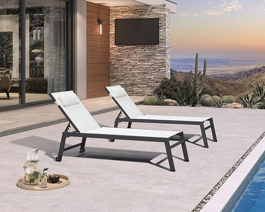 PURPLE LEAF Outdoor Oversized Lounge Chair Set of 3 Patio Chaise Pool Lounger Aluminum Frame with Side Table and Wheels for Outside Sunbathing Tanning Recliner Including Pillows White