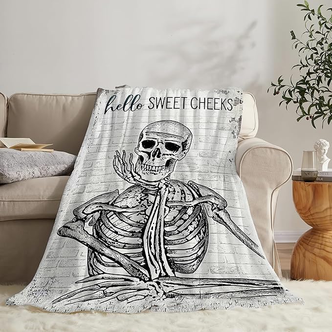 Funny Skull Throw Blanket - Skeleton Gifts & Decor, Soft Warm Cozy Fleece Blanket for Boys, Men, Girls, Women, Kids, Adults - 60"x50"