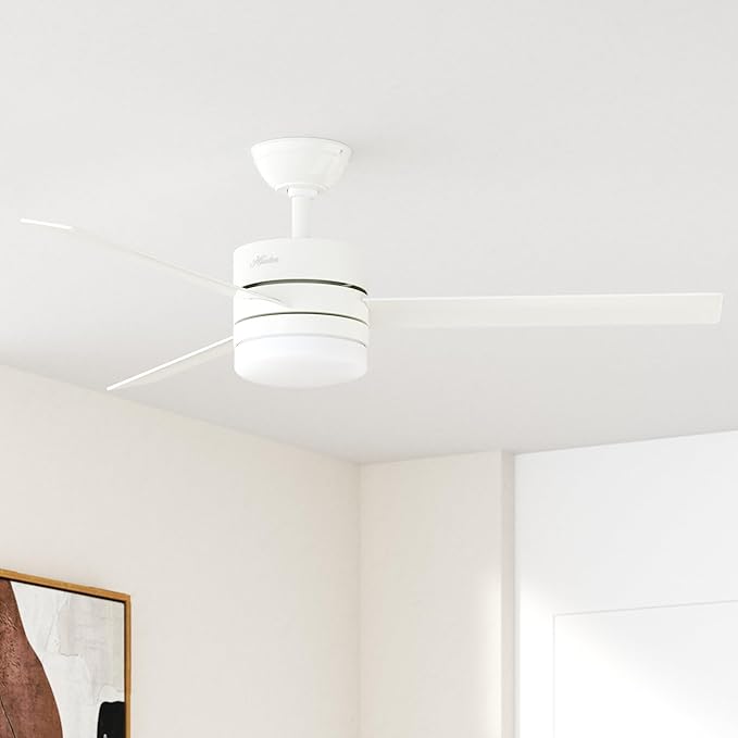 Hunter Fan 54 inch Contemporary Fresh White Indoor Ceiling Fan with Light Kit and Remote Control (Renewed)