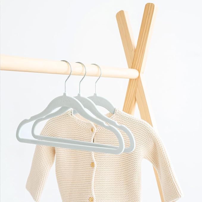 3 Sprouts Velvet Baby Hangers - Non-Slip Hanger for Infant, Toddler, Baby Clothes - Closet Kids Hangers with Slim Design, Nordic Colors, Pack of 30 - Blue