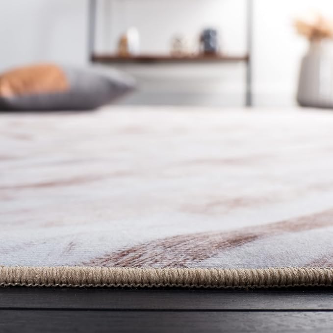 SAFAVIEH Washable Rug Faux Hide Collection - 5' x 8', Beige & Brown, Slip Resistant, Western Rustic Decor, Printed Pattern, Ideal for Living Room, Bedroom, Home Office, Dining Space (FAH526A)