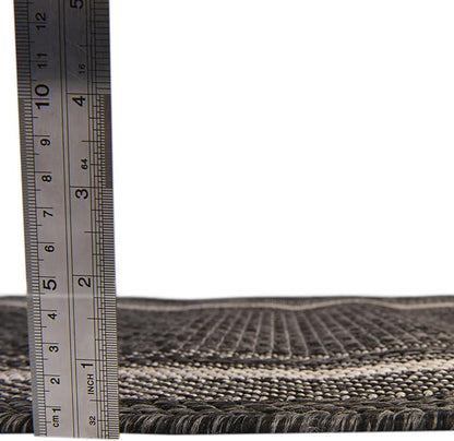 Unique Loom Outdoor Border Collection Area Rug - Soft Border (7' 10" Square, Black/ Ivory)