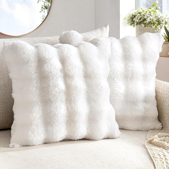 MIULEE Faux Fur Pillow Covers Thick Soft Plush Christmas Throw Pillows Luxury Home Decor for Winter Holiday Couch Bedroom Living Room Sofa,18x18 Inch Pack of 2 White