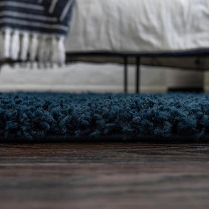 Unique Loom Solid Shag Collection Area Rug (3' 3" Square, Sapphire Blue/ Navy Blue)