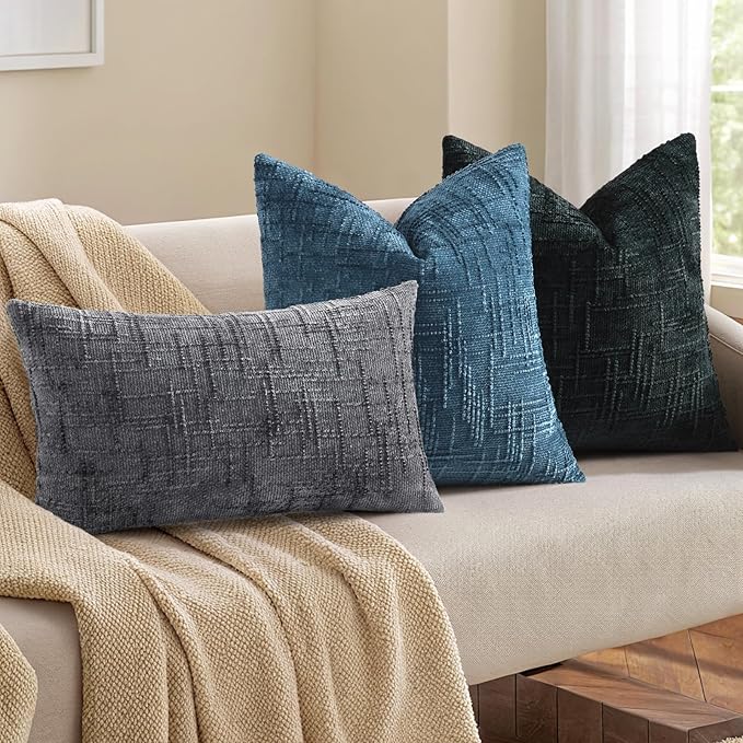 decorUhome Black Chenille Throw Pillow Covers 22x22 Set of 2 Thick Textured Slubby Couch Pillow Covers Farmhouse Accent Modern Neutral Decorative Pillow Cases for Bed Sofa Living Room