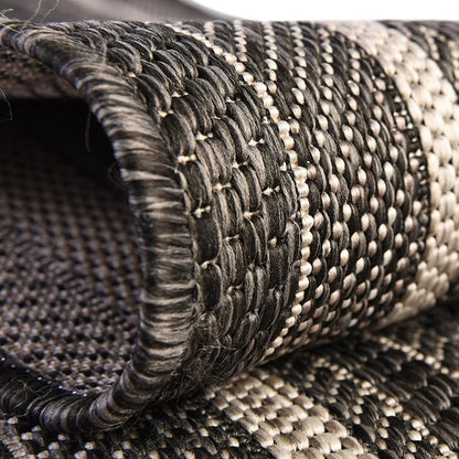 Unique Loom Outdoor Border Collection Area Rug - Soft Border (4' 1" Round, Black/ Ivory)
