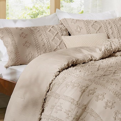 Bedsure Tufted Boho Comforter Set Full Size - Khaki Boho Bed Set, GentleSoft™ 3 Pieces Farmhouse Shabby Chic Embroidery Bedding, Gifts for Woman, Soft Jacquard Full Comforter for All Seasons