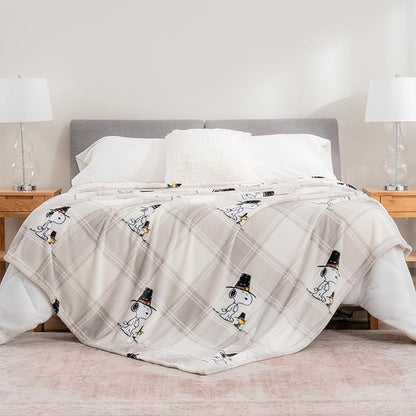 Berkshire Blanket Peanuts® VelvetLoft® Cute Character Snoopy Plush Blanket,Lakeside Plaid Harvest Snoopy and Woodstock Grey,Twin 60 in x 90 in (Official Peanuts® Product)