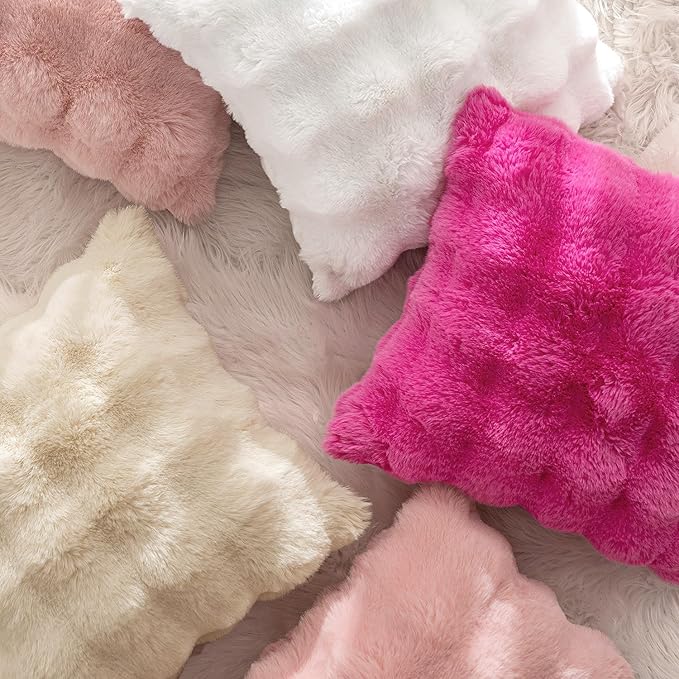 MIULEE Faux Fur Pillow Covers Thick Soft Plush Throw Pillows Luxury Home Decor for Couch Bed Bedroom Living Room Sofa,18x18 Inch Pack of 2 Light Pink