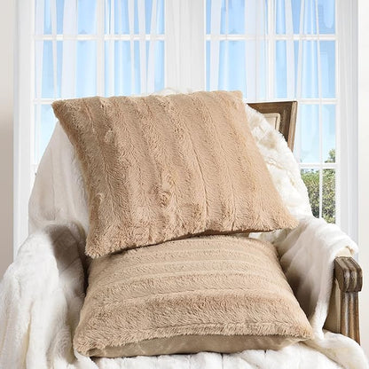 Cheer Collection Faux Fur Throw Pillows - Decorative Pillows for Couch, Bed Throw Pillows, Sand Accent Pillows for Bedroom or Living Room Aesthetic, Set of 2 Furry Throw Pillows, 22" x 22"