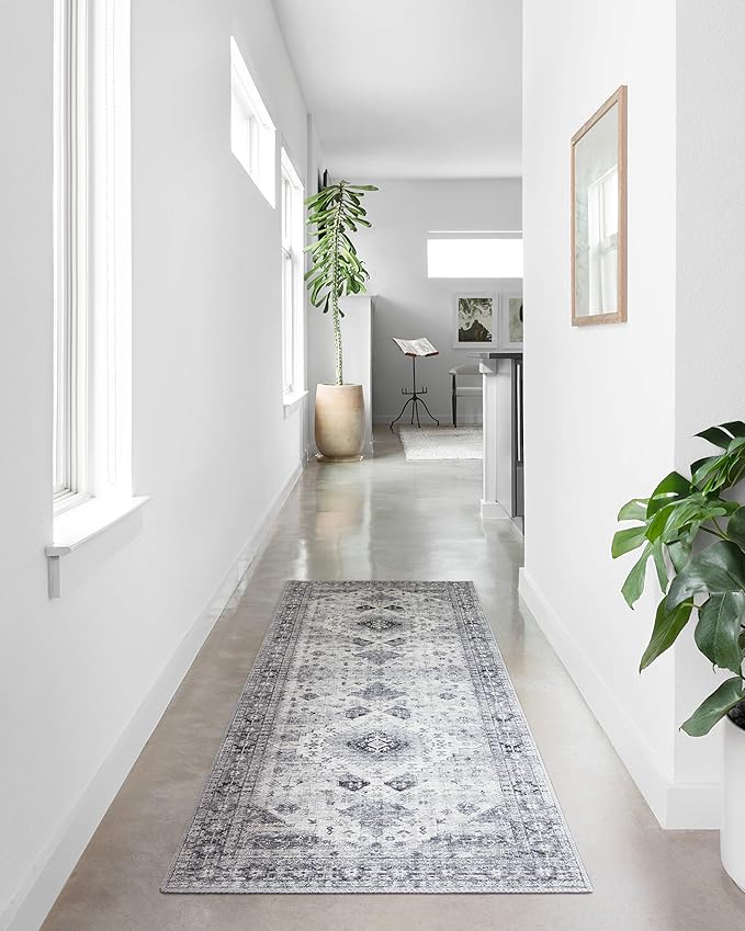 Loloi Skye Collection SKY-02 Silver/Grey 2'-0" x 5'-0" Accent Rug