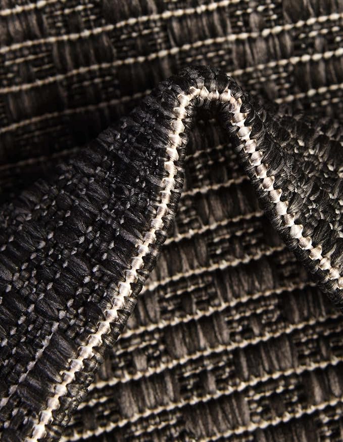 Unique Loom Outdoor Border Collection Area Rug - Soft Border (3' 3" x 5' 3" Rectangle, Black/ Ivory)