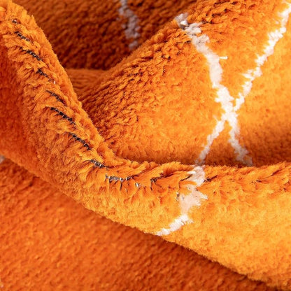 Unique Loom Trellis Frieze Collection Area Rug - Geometric (5' 1" Round, Orange/ Ivory)