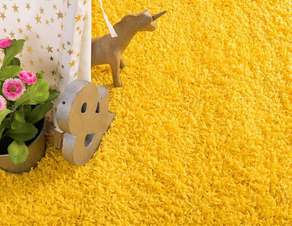 Unique Loom Solid Shag Collection Area Rug (5' 1" x 8' Rectangle, Tuscan Sun Yellow)
