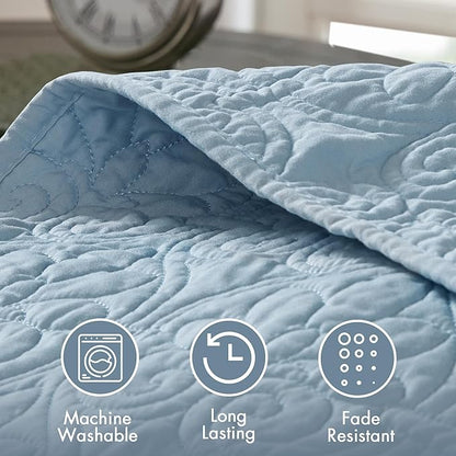 Madison Park Quebec Reversible Quilt Set Damask Design, Double Sided Stitching All Season, Lightweight Bedspread Bedding Set, Matching Sham, Blue, Queen(102"x118") 3 Piece