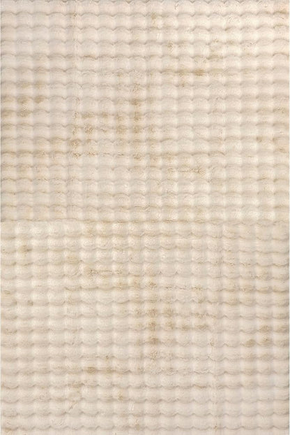 nuLOOM Jeni Solid Faux Rabbit Machine Washable Accent Rug, 3x5, Beige