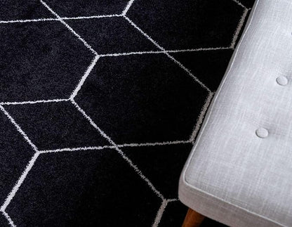 Unique Loom Trellis Frieze Collection Area Rug - Geometric (4' 1" Round, Black/ Ivory)