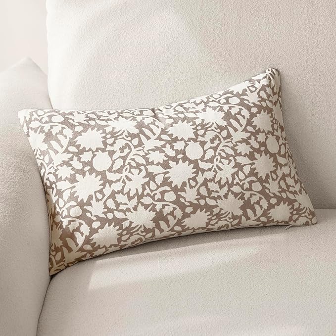 Foindtower Set of 2 Decorative Neutral Floral Lumbar Throw Pillow Covers Accent Farmhouse Cushion Covers Boho Vintage Pillowcase for Couch Sofa Bedroom Living Room Home Decor,12×20 Inch,Tan