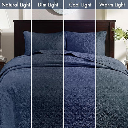 Madison Park Quebec Reversible Quilt Set Damask Design, Double Sided Stitching All Season, Lightweight Bedspread Bedding Set, Matching Sham, Navy, Full(96"x110") 3 Piece