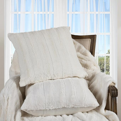 Cheer Collection Faux Fur Throw Pillows - Decorative Pillows for Couch, Bed Throw Pillows, White Accent Pillows for Bedroom or Living Room Aesthetic, Set of 2 Furry Throw Pillows, 20" x 20"