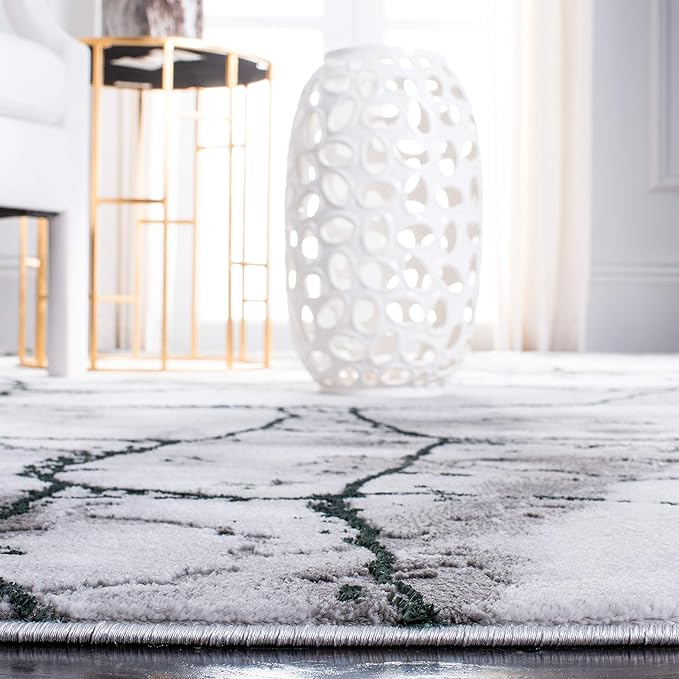 SAFAVIEH Craft Collection Area Rug - 4' Square, Grey & Green, Modern Abstract Design, Non-Shedding & Easy Care, Ideal for High Traffic Areas in Living Room, Bedroom (CFT877Y)