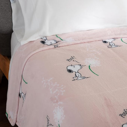 Berkshire Blanket Peanuts® VelvetLoft® Cute Character Snoopy Plush Blanket,Make A Wish Spring Pink,King 90 in x 108 in (Official Peanuts® Product)