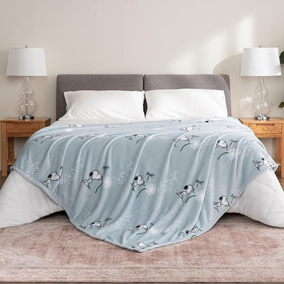Berkshire Blanket Peanuts® VelvetLoft® Cute Character Snoopy Plush Blanket,Peanuts Snoopy Make A Wish Spring Blue,Twin 60 in x 90 in (Official Peanuts® Product)