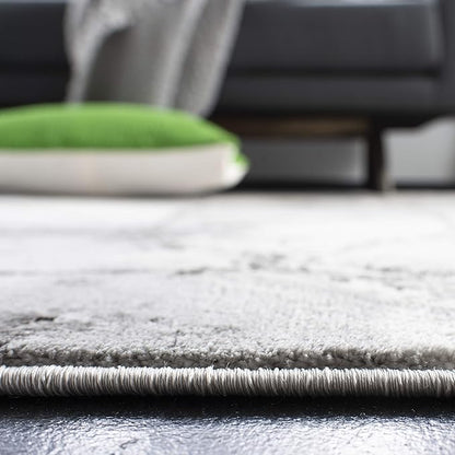 SAFAVIEH Craft Collection Area Rug - 10' Square, Grey & Silver, Modern Abstract Design, Non-Shedding & Easy Care, Ideal for High Traffic Areas in Living Room, Bedroom (CFT877G)