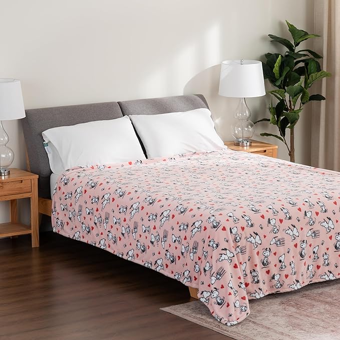 Berkshire Blanket Peanuts® VelvetLoft® Cute Character Snoopy Plush Blanket,Poses and Hearts Blush,King 90 in x 108 in (Official Peanuts® Product)