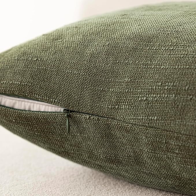 Foindtower Pack of 2 Soft Textured Chenille Throw Decorative Pillow Covers Square Accent Solid Cushion Cover Cozy Neutral Farmhouse Pillow Case for Couch Sofa Bedroom Living Room 18x18 Inch,Dark Green