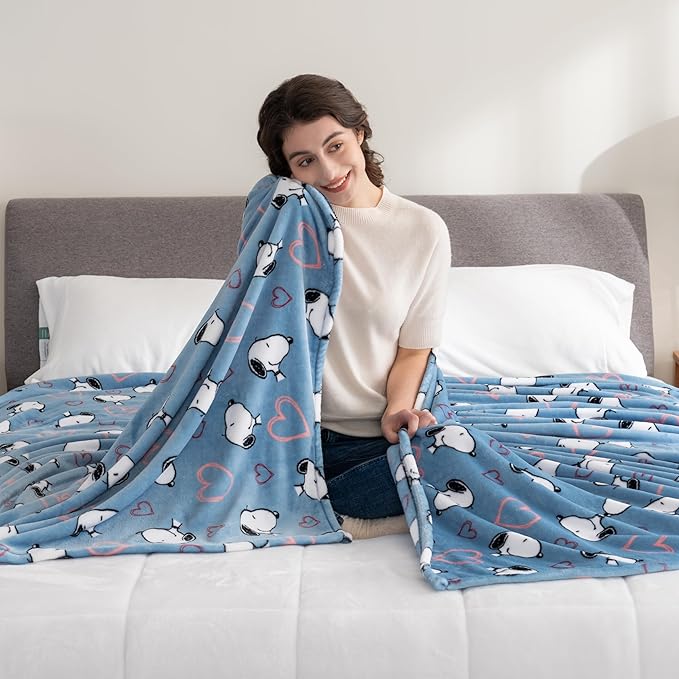 Berkshire Blanket Peanuts® VelvetLoft® Cute Character Snoopy Plush Blanket,Heart Toss Blue,King 90 in x 108 in (Official Peanuts® Product)