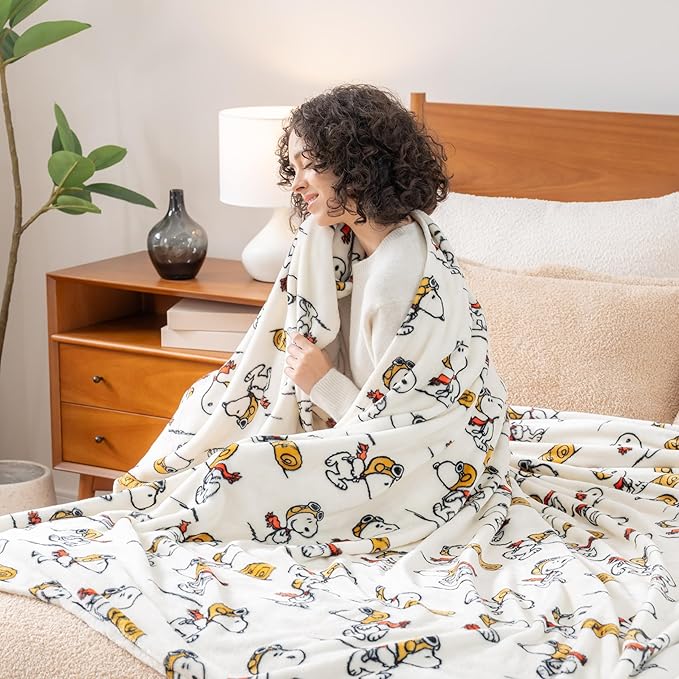 Berkshire Blanket Peanuts® VelvetLoft® Cute Character Snoopy Plush Blanket,Peanuts Red Baron,Twin 60 in x 90 in (Official Peanuts® Product)