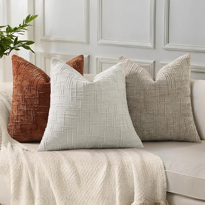 decorUhome Light Grey Chenille Throw Pillow Covers 20x20 Set of 2 Thick Textured Slubby Couch Pillow Covers Farmhouse Accent Modern Neutral Decorative Pillow Cases for Bed Sofa Living Room