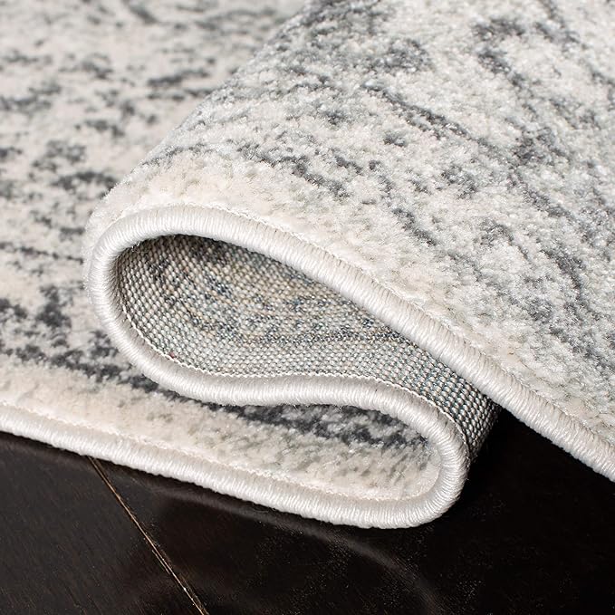 SAFAVIEH Evoke Collection 6'7" x 9' Ivory/Grey EVK256F Oriental Distressed Non-Shedding Living Room Bedroom Dining Home Office Area Rug