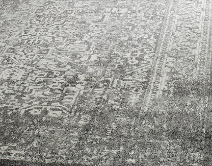 SAFAVIEH Area Rug 8x10 - Evoke Collection - Large - Grey & Ivory, Distressed Design, Non-Shedding & Easy Cleaning, Ideal for Living Room, Bedroom, Dining Space (EVK256D)