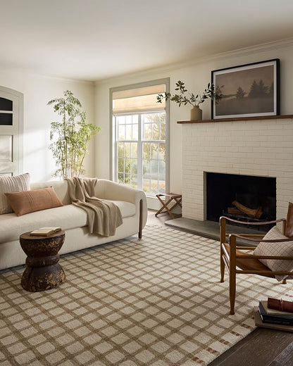 Loloi Magnolia Home by Joanna Gaines Waylon Collection WAY-02 Natural/Rust 2'-6" x 7'-6" Runner Rug