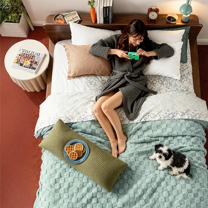 Bedsure GentleSoft King Size Blanket for Bed - Super Soft Cozy Blankets for Women Men Girls, Large Fuzzy Fleece Throw for Bedroom Decor, Sage Green,108x90 Inches