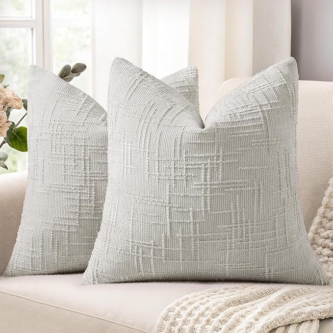 decorUhome Light Grey Chenille Throw Pillow Covers 16x16 Set of 2 Thick Textured Slubby Couch Pillow Covers Farmhouse Accent Modern Neutral Decorative Pillow Cases for Bed Sofa Living Room