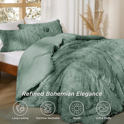 Bedsure Tufted Boho Comforter Set Queen Size - Green Boho Bed Set, GentleSoft™ 3 Pieces Farmhouse Shabby Chic Embroidery Bedding, Gifts for Woman, Soft Jacquard Queen Comforter for All Seasons