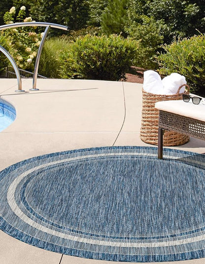 Unique Loom Outdoor Border Collection Area Rug - Soft Border (4' 1" Round, Blue/ Ivory)