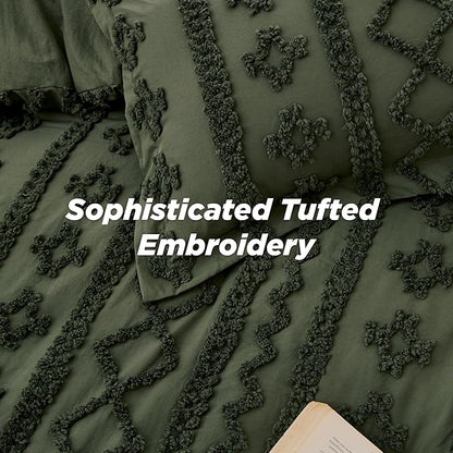 Bedsure Tufted Boho Comforter Set Full Size - Olive Green Boho Bed Set, GentleSoft™ 3 Pieces Farmhouse Shabby Chic Embroidery Bedding, Gifts for Woman, Soft Jacquard Full Comforter for All Seasons