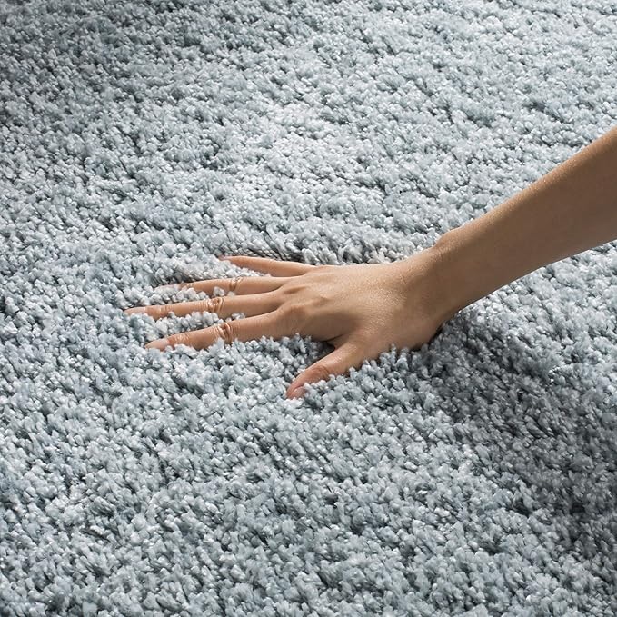 SAFAVIEH Area Rug 4x6 - Reflection Collection - Dark Grey & Cream, Non-Shedding & Easy Cleaning, Ideal for Entryway, Living Room, Bedroom (RFT665B)