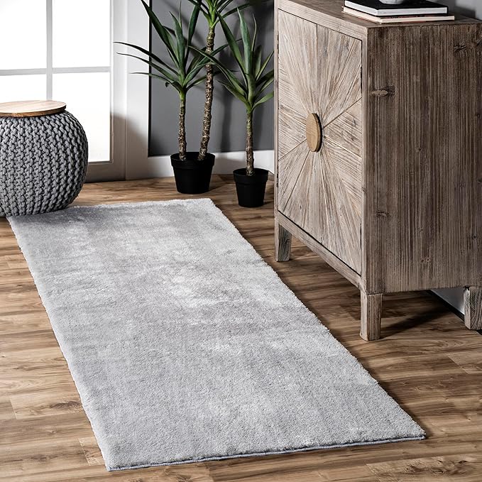 nuLOOM 2' x 8' Cozy Plush Area Rug, Machine Washable, Non-Slip, Soft Fluffy Shag Carpet for Living Room Bedroom Kids Room Nursery Home Decor, Loni Light Grey