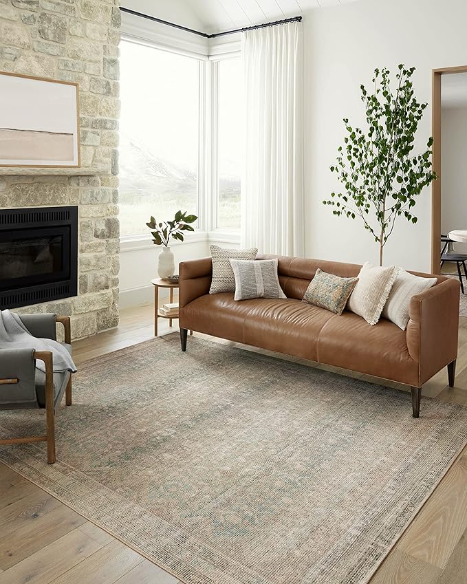 Loloi Angela Rose Aubrey Collection AUB-03 Jade/Natural 2'-6" x 7'-6", .19" Pile Height, Runner Rug