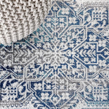 JONATHAN Y Modern Vintage Medallion Navy/Light Gray 6x6 Square Indoor Area Rug, Country, Floral, Easy-Cleaning for Living Room, Bedroom, Kitchen, Pet Friendly, Non-Shedding (MDP100B-6SQ)