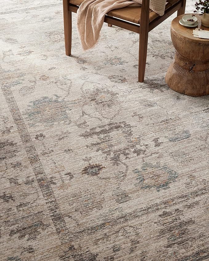 Loloi Magnolia Home by Joanna Gaines Millie Collection MIE-01 Silver/Dove 9'-6" x 9'-6", .25" Pile Height, Round Area Rug