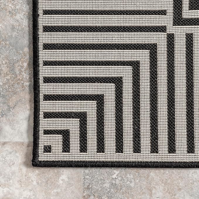 nuLOOM 8' x 10' Outdoor Area Rug, Casual Design With Striped Border, Stain Resistant, Highly Durable, For Patio, Balcony, Bedroom, Living Room, Dining Room, Bathroom, Black