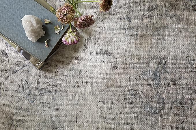 Loloi Loren Collection LQ-04 Silver/Slate 7'-6" x 9'-6" Area Rug