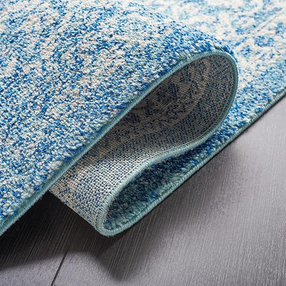 SAFAVIEH Evoke Collection Area Rug - 3' Round, Blue & Ivory, Distressed Design, Non-Shedding & Easy to Clean, Ideal for Foyer, Bedroom, Accent Space (EVK256C)