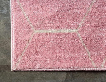 Unique Loom Trellis Frieze Collection Area Rug - Geometric (5' 1" x 8', Light Pink/ Ivory)
